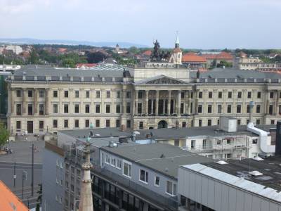 Rathausbesichtigung am 31. Juli 2013 - Blick vom Rathausturm auf das Schloss